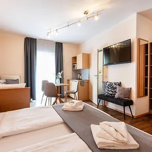 Gaestehaus Zehmerhof Bei Erding Penzion